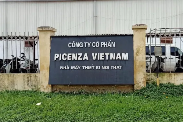 nha-may-picenza.png