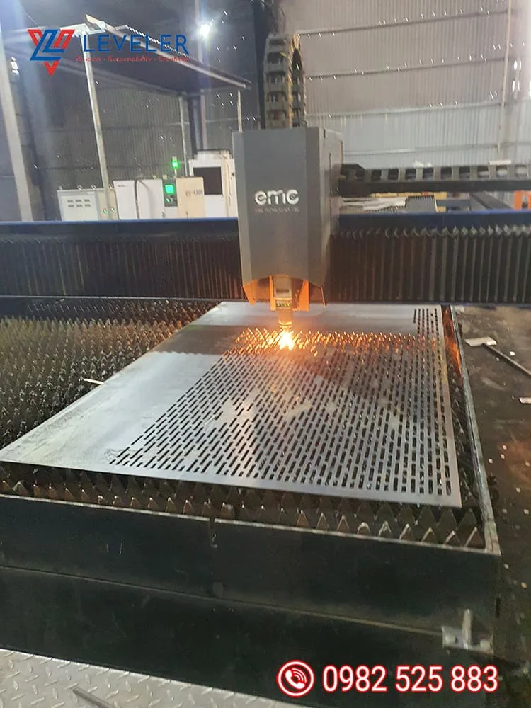 Cắt laser thép tấm theo yêu cầu