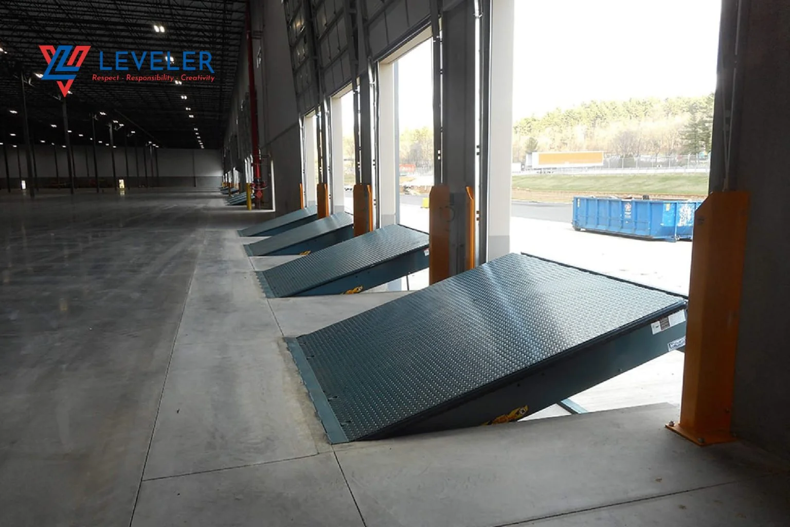 Sàn nâng Dock Leveler