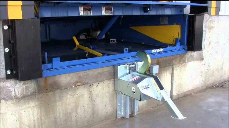 Thiết bị an toàn Dock Lock