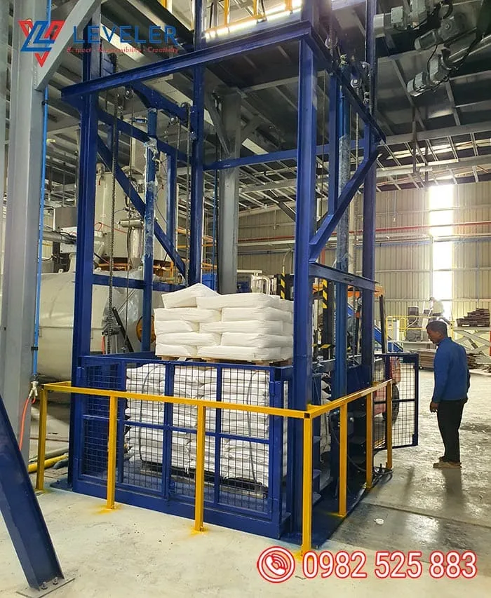 Thang Nâng Hàng Thuỷ Lực