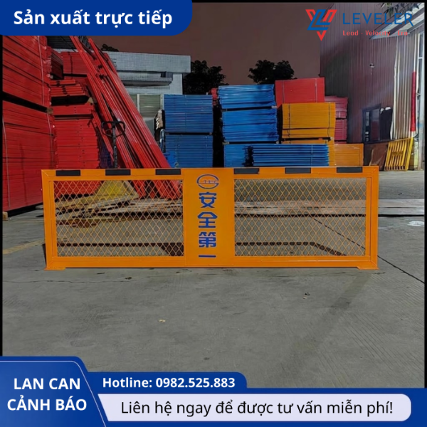 Lan-can-phu-canh-bao-tai-khu-vuc-xay-dung