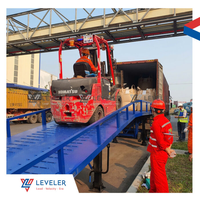 Cầu lên container 6 - 15 tấn| Cầu dẫn xe nâng thủy lực – Giá tốt 2025 - Hình ảnh 3