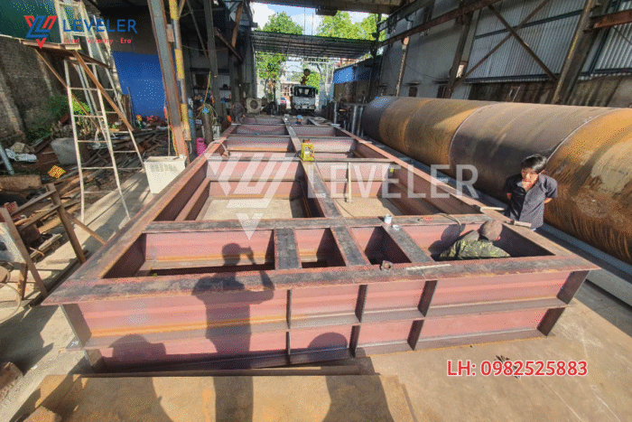 Gia công Chân đế máy công nghiệp bằng thép